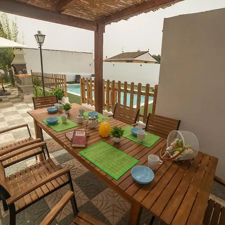 Mit Privatpool Fuer 13 Personen In Padul, Andalusien Holiday home Padul