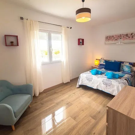 Mit Privatpool Fuer 13 Personen In Padul, Andalusien *